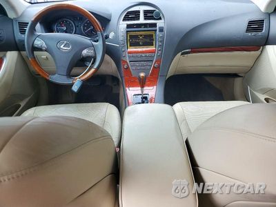 Zdjęcie 8 z 13 samochodu: 2010 LEXUS ES 350 VIN:JTHBK1EG7A2361194 - miniatura