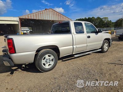 Trzecie zdjęcie samochodu z tyłu: 2005 CHEVROLET SILVERADO C1500 VIN:1GCEC19T25Z160383 - miniatura