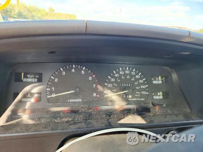 Zdjęcie 9 z 12 samochodu: 1992 TOYOTA PICKUP DELUXE VIN:JT4VN13D0N5080986 - miniatura