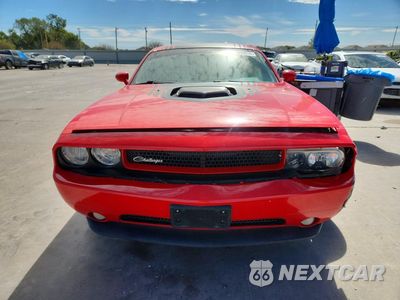 Piąte zdjęcie samochodu w środku: 2014 DODGE CHALLENGER R/T VIN:2C3CDYBTXEH281917 - miniatura
