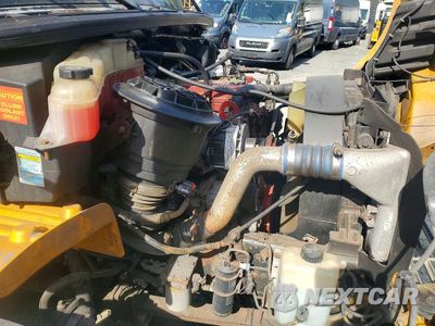 Zdjęcie 7 z 10 samochodu: 2012 FREIGHTLINER CHASSIS B2B VIN:4UZABRDT9CCBF9331 - miniatura