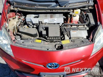 Zdjęcie 11 z 12 samochodu: 2012 TOYOTA PRIUS THREE VIN:JTDKN3DUXC1510198 - miniatura
