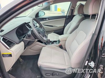 Zdjęcie 7 z 12 samochodu: 2018 HYUNDAI TUCSON VIN:KM8J3CA4XJU771389 - miniatura