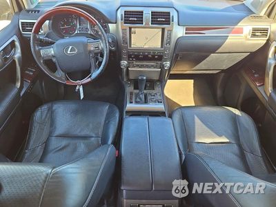 Zdjęcie 8 z 13 samochodu: 2012 LEXUS GX 460 PREMIUM VIN:JTJJM7FX0C5043392 - miniatura