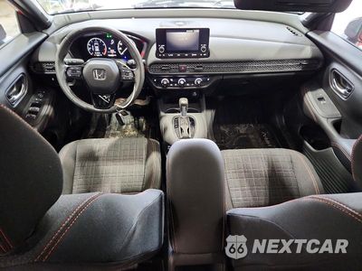 Zdjęcie 8 z 14 samochodu: 2025 HONDA HR-V SPORT VIN:3CZRZ2H57SM706563 - miniatura