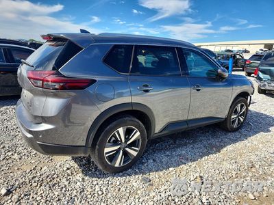 Trzecie zdjęcie samochodu z tyłu: 2026 NISSAN ROGUE SL VIN:5N1BT3CBXTC686948 - miniatura