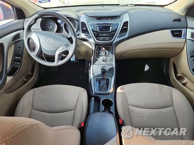 Zdjęcie 8 z 12 samochodu: 2016 HYUNDAI ELANTRA SE VIN:5NPDH4AE0GH791302 - miniatura