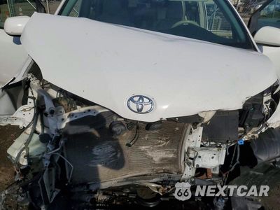 Zdjęcie 12 z 13 samochodu: 2014 TOYOTA SIENNA XLE 8-PASSENGER VIN:5TDYK3DC9ES447126 - miniatura