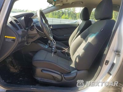 Zdjęcie 7 z 12 samochodu: 2016 KIA FORTE LX VIN:KNAFX4A68G5500787 - miniatura