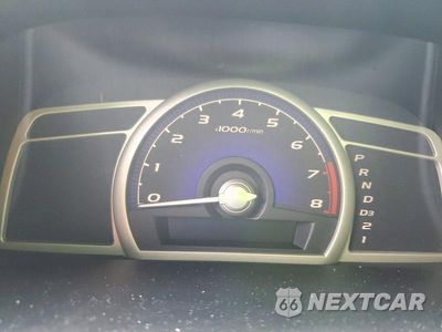 Zdjęcie 9 z 13 samochodu: 2010 HONDA CIVIC VIN:19XFA1F52AE034353 - miniatura
