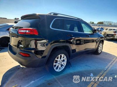 Trzecie zdjęcie samochodu z tyłu: 2017 JEEP CHEROKEE LATITUDE VIN:1C4PJMCS4HW599249 - miniatura
