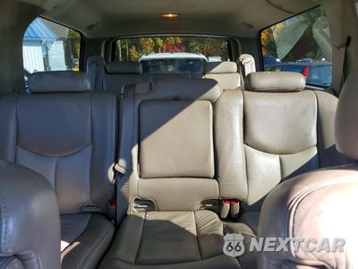 Zdjęcie 10 z 14 samochodu: 2005 GMC YUKON XL DENALI VIN:1GKFK66U35J143838 - miniatura