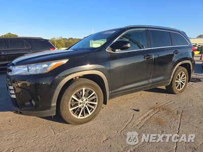 2017 TOYOTA HIGHLANDER XLE 5TDJZRFHXHS468421 - główne zdjęcie licytacji z USA - miniatura