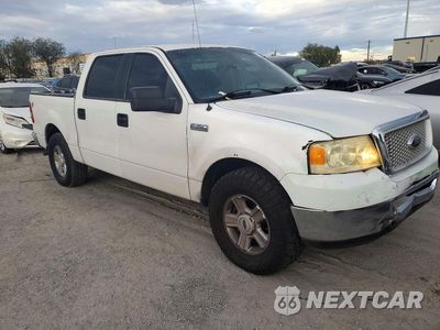 Czwarte zdjęcie samochodu z boku: 2006 FORD F150 SUPERCREW VIN:1FTPW12526KB25283 - miniatura