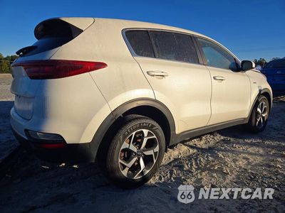 Trzecie zdjęcie samochodu z tyłu: 2021 KIA SPORTAGE LX VIN:KNDPMCAC4M7933202 - miniatura