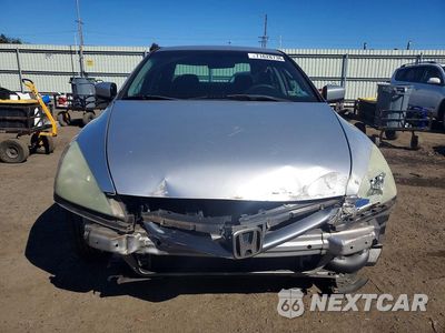 Piąte zdjęcie samochodu w środku: 2006 HONDA ACCORD LX VIN:1HGCM56416A184748 - miniatura