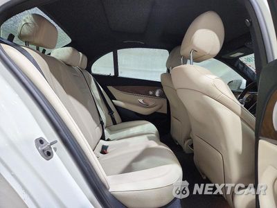 Zdjęcie 10 z 12 samochodu: 2021 MERCEDES-BENZ E 350 4MATIC VIN:W1KZF8EBXMA921775 - miniatura