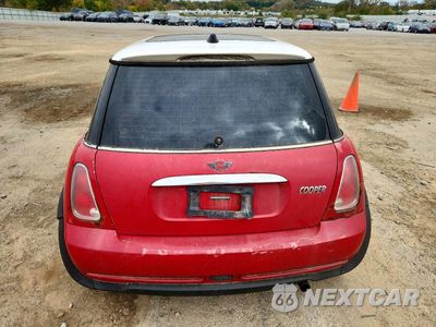 Zdjęcie 6 z 12 samochodu: 2006 MINI COOPER VIN:WMWRC335X6TK72194 - miniatura