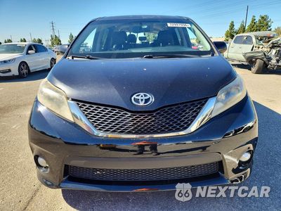 Piąte zdjęcie samochodu w środku: 2015 TOYOTA SIENNA SPORT VIN:5TDXK3DC3FS654592 - miniatura