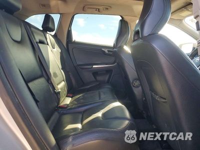 Zdjęcie 11 z 13 samochodu: 2014 VOLVO XC60 T6 VIN:YV4902DZ9E2547806 - miniatura