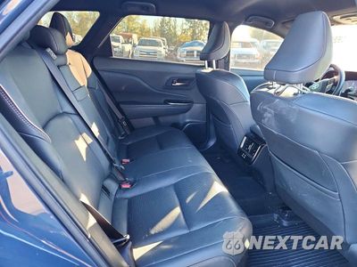 Zdjęcie 10 z 13 samochodu: 2025 TOYOTA CROWN SIGNIA XLE VIN:JTDACAAJ9S3007412 - miniatura