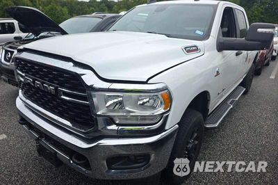 2024 RAM 2500 BIG HORN 3C6UR5DL2RG100898 - główne zdjęcie licytacji z USA - miniatura