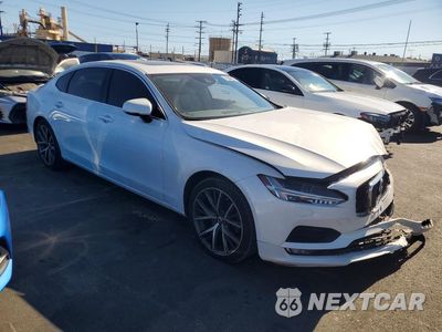 Czwarte zdjęcie samochodu z boku: 2018 VOLVO S90 T5 MOMENTUM VIN:LVY982AK8JP016931 - miniatura