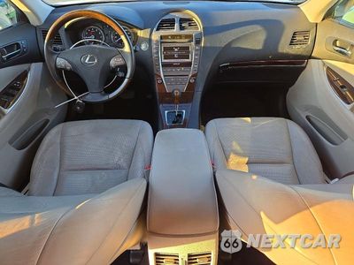 Zdjęcie 8 z 13 samochodu: 2010 LEXUS ES 350 VIN:JTHBK1EG6A2383381 - miniatura