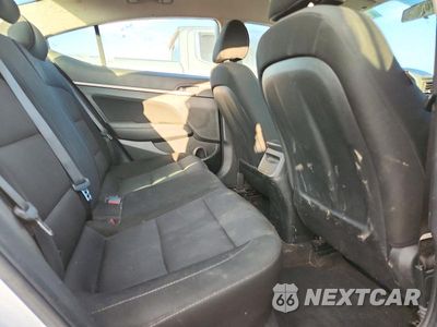 Zdjęcie 10 z 13 samochodu: 2018 HYUNDAI ELANTRA SEL VIN:5NPD84LF9JH319774 - miniatura