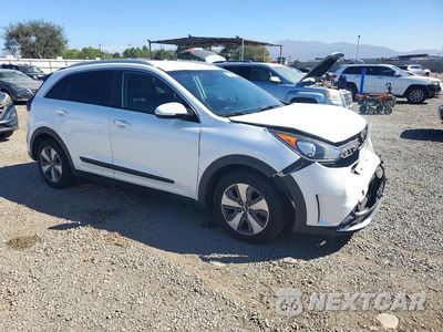 Czwarte zdjęcie samochodu z boku: 2018 KIA NIRO EX VIN:KNDCC3LC1J5162669 - miniatura