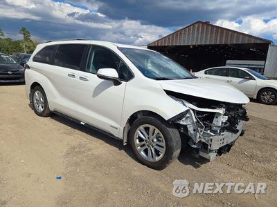 Czwarte zdjęcie samochodu z boku: 2021 TOYOTA SIENNA LIMITED 7-PASSENGER VIN:5TDZRKEC8MS029289 - miniatura
