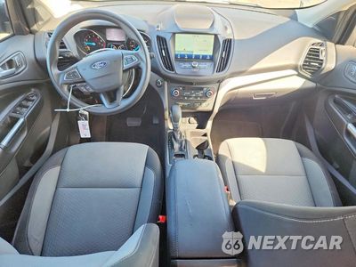 Zdjęcie 8 z 13 samochodu: 2019 FORD ESCAPE SE VIN:1FMCU9GD2KUB91328 - miniatura