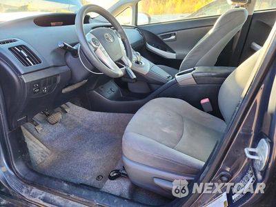 Zdjęcie 7 z 12 samochodu: 2012 TOYOTA PRIUS TWO VIN:JTDKN3DU2C1542966 - miniatura