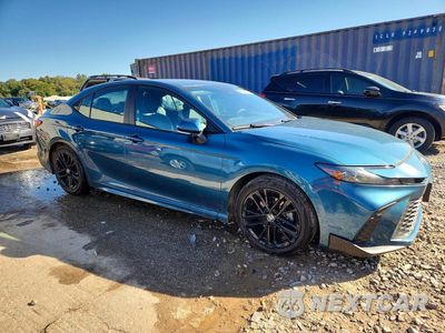 Czwarte zdjęcie samochodu z boku: 2025 TOYOTA CAMRY SE VIN:4T1DAACKXSU528315 - miniatura