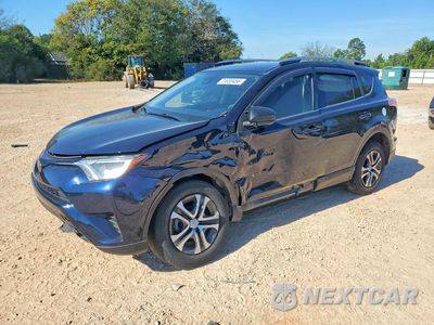 2017 TOYOTA RAV4 LE JTMZFREV6HJ126772 - główne zdjęcie licytacji z USA - miniatura