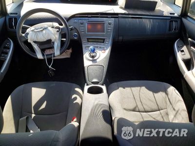 Zdjęcie 8 z 12 samochodu: 2012 TOYOTA PRIUS TWO VIN:JTDKN3DU8C5431668 - miniatura