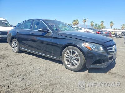 Czwarte zdjęcie samochodu z boku: 2018 MERCEDES-BENZ C 300 VIN:55SWF4JB5JU266793 - miniatura