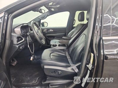 Zdjęcie 7 z 13 samochodu: 2025 CHRYSLER PACIFICA SELECT VIN:2C4RC1BG7SR531509 - miniatura