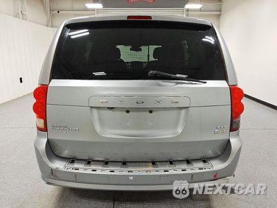 Zdjęcie 6 z 14 samochodu: 2018 DODGE GRAND CARAVAN SXT VIN:2C4RDGCG5JR282057 - miniatura