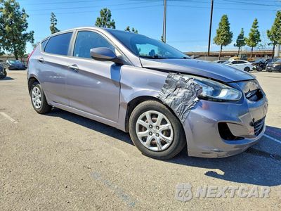 Czwarte zdjęcie samochodu z boku: 2014 HYUNDAI ACCENT GS VIN:KMHCT5AE9EU195779 - miniatura