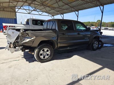 Trzecie zdjęcie samochodu z tyłu: 2011 TOYOTA TACOMA V6 VIN:3TMLU4EN1BM058924 - miniatura