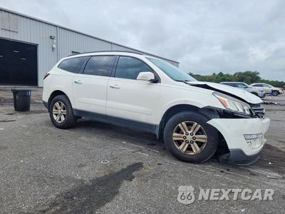 Czwarte zdjęcie samochodu z boku: 2013 CHEVROLET TRAVERSE LT VIN:1GNKRGKDXDJ243328 - miniatura