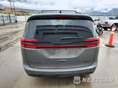 Zdjęcie 6 z 12 samochodu: 2025 CHRYSLER PACIFICA LIMITED VIN:2C4RC1GG4SR554982 - miniatura