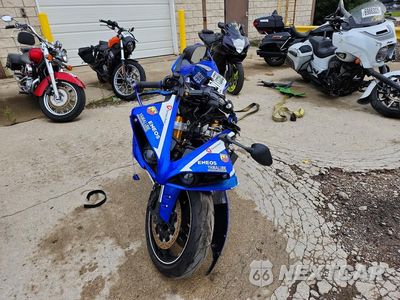 Drugie zdjęcie samochodu z przodu: 2010 YAMAHA YZFR1 VIN:JYARN23E6AA006825 - miniatura