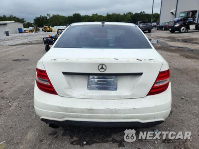 Zdjęcie 6 z 13 samochodu: 2012 MERCEDES-BENZ C 250 VIN:WDDGF4HB3CA653680 - miniatura