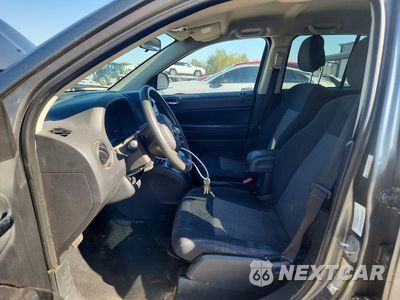 Zdjęcie 7 z 12 samochodu: 2011 JEEP COMPASS SPORT VIN:1J4NF1FB6BD280791 - miniatura