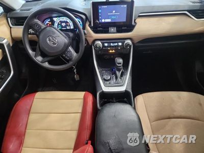 Zdjęcie 8 z 13 samochodu: 2025 TOYOTA RAV4 HYBRID XLE VIN:4T3RWRFV9SU194605 - miniatura