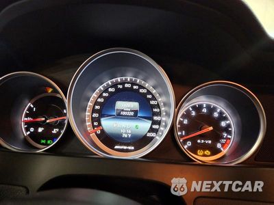 Zdjęcie 9 z 12 samochodu: 2014 MERCEDES-BENZ C 63 AMG VIN:WDDGF7HB4EA900676 - miniatura