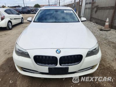 Piąte zdjęcie samochodu w środku: 2013 BMW 528 I VIN:WBAXG5C52DDY33258 - miniatura