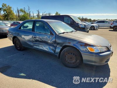 Czwarte zdjęcie samochodu z boku: 2001 TOYOTA CAMRY LE VIN:4T1BG22K01U831793 - miniatura